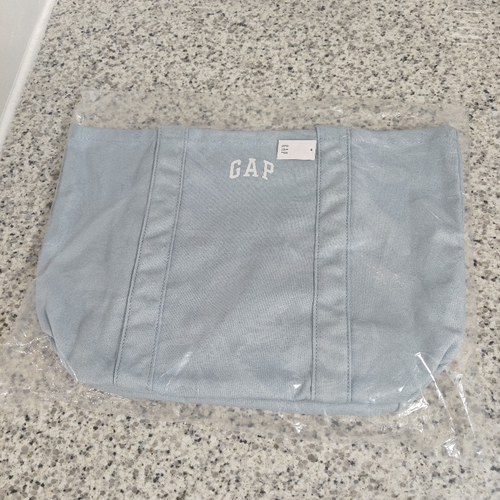 Gap Logo Tote Bag (Light blue shadow)